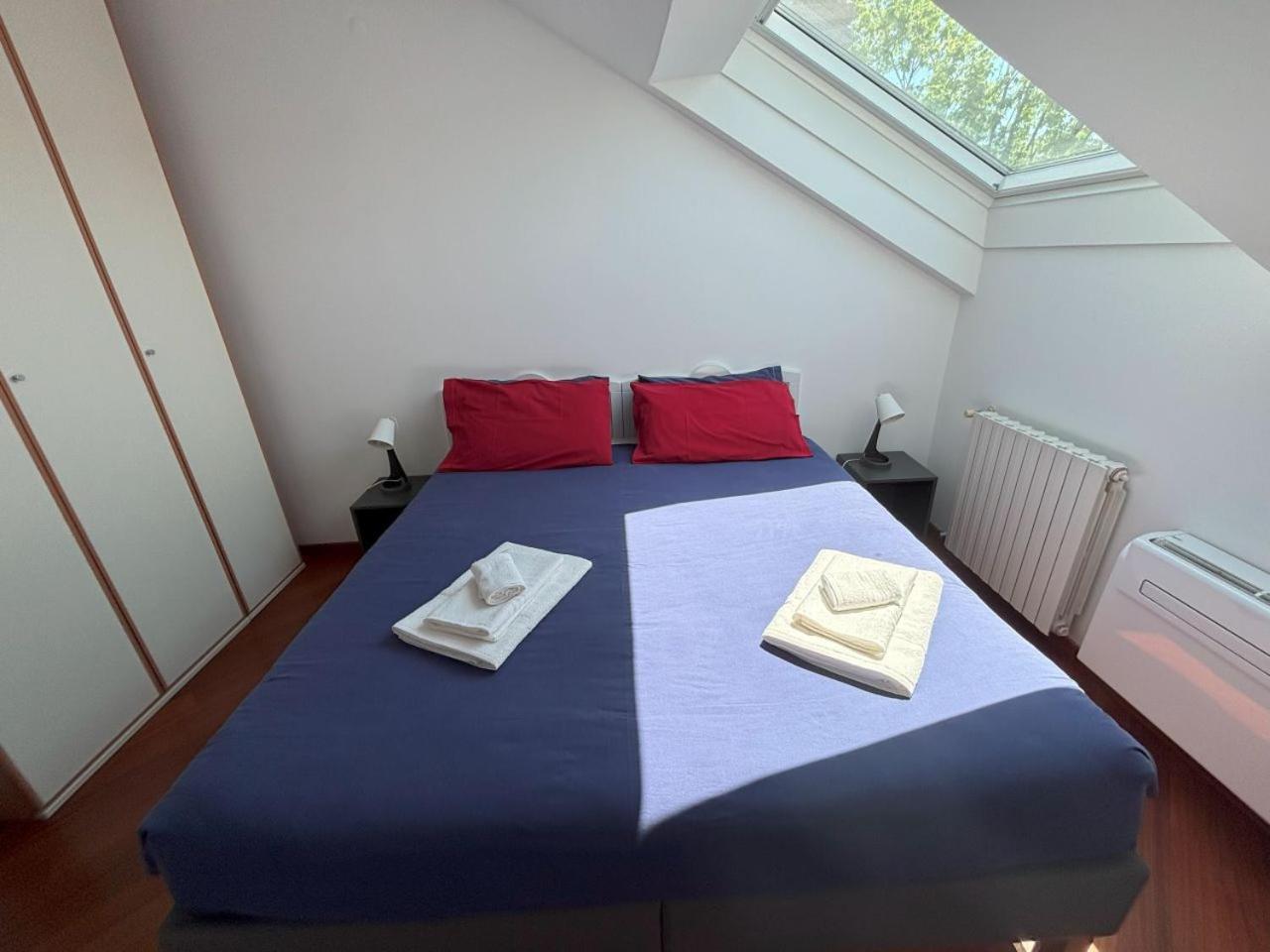 Casa Vacanze Magnolia Borgo Ticino ภายนอก รูปภาพ